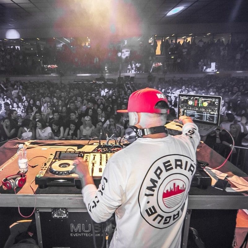DJ Latino, club